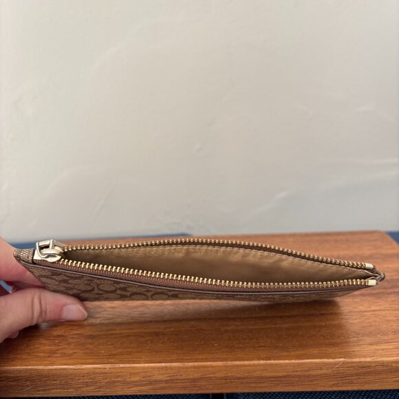 Coach Tan Crossgrain Leather Brown Signature Pop Envelope Wallet - Picture 15 of 16